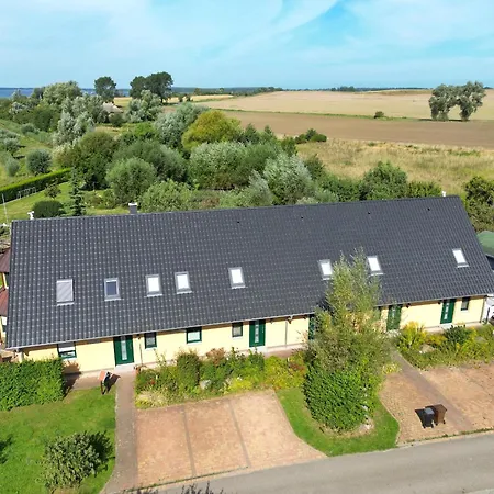 펜션 Im Reihenhaus Petermann 4 Neuhof (Rugen)